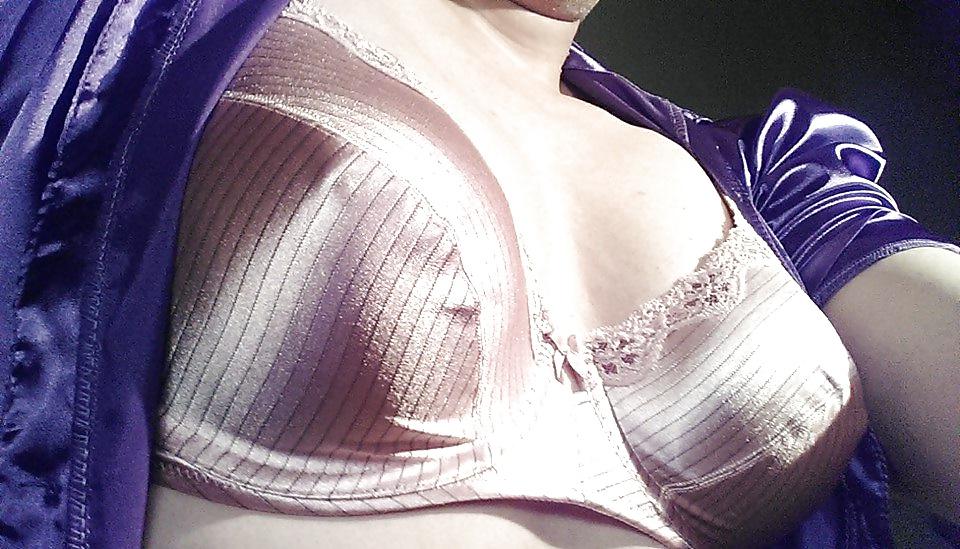 6P JoHanna - satin bitch 2