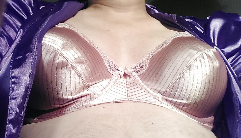 6P JoHanna - satin bitch 2