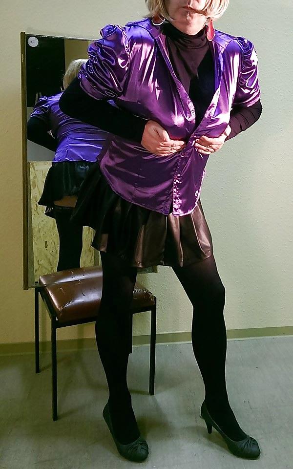 9P JoHanna - satin bitch 1