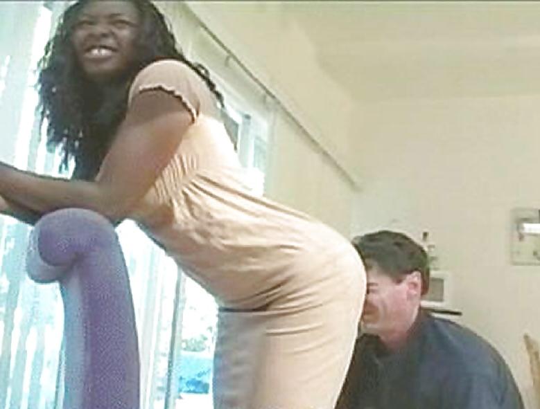 25P Ass and fart sniffing femdom