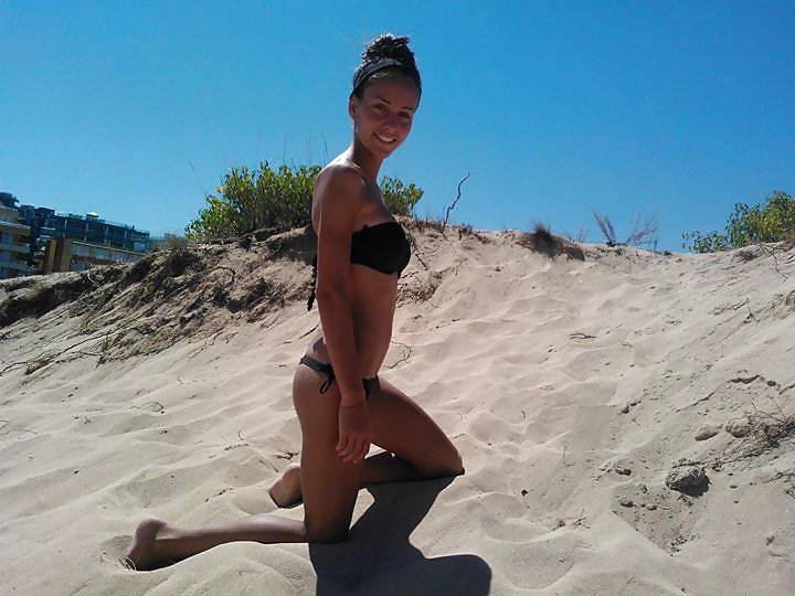 25P Cute Sexy Bulgarian Girl Mimi