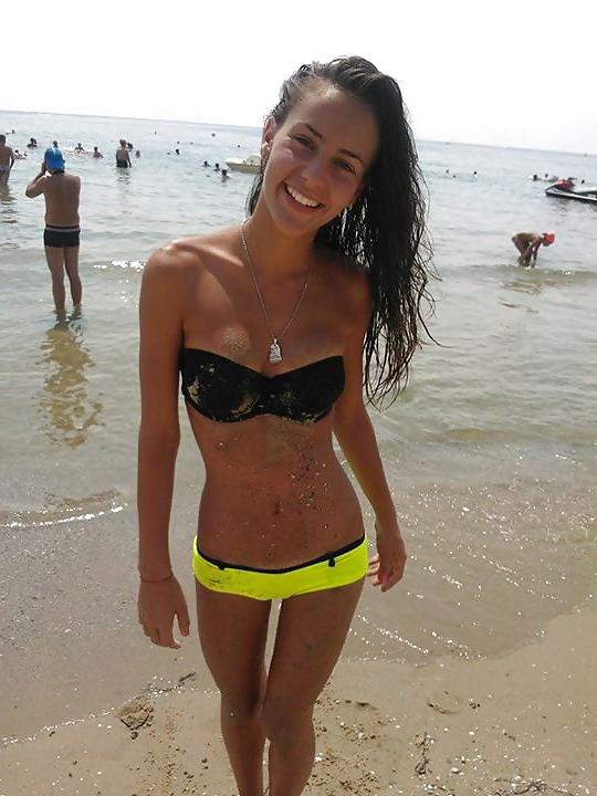 25P Cute Sexy Bulgarian Girl Mimi