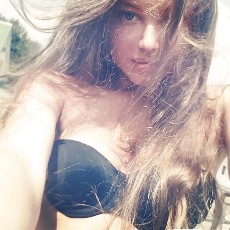 25P Russian girls from social networks 48