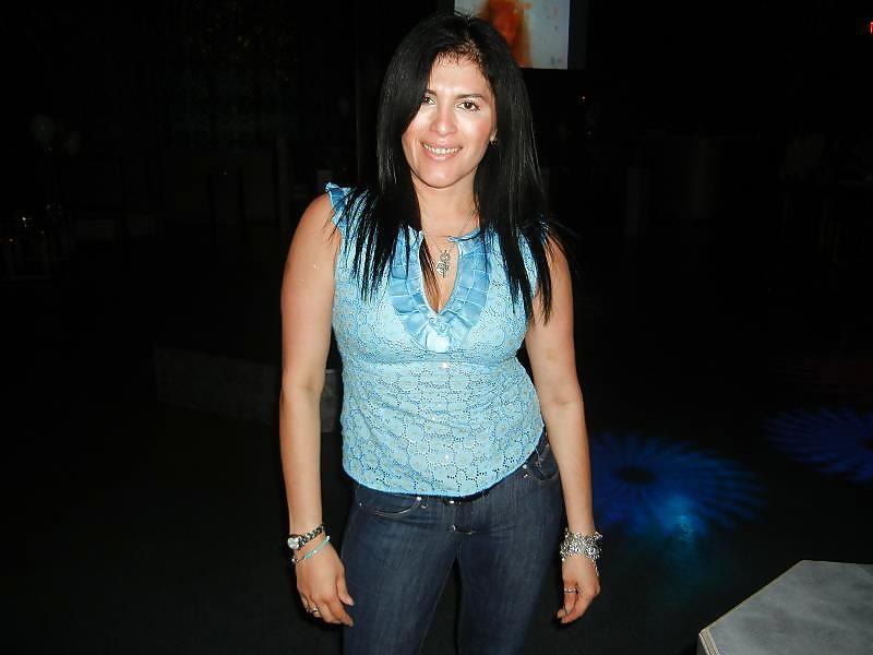 25P Sexy Yanira or Houston - Hot Drink Nightclub slut