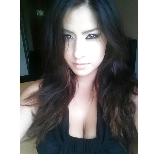 25P Latin Cutie With Big Titd
