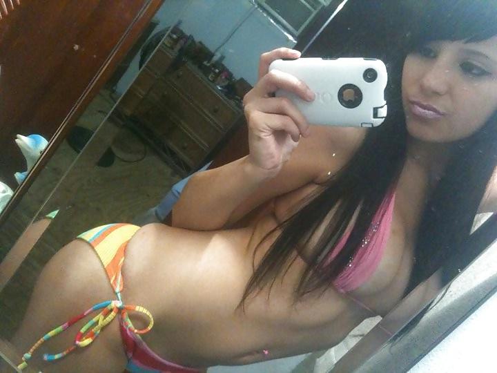 25P Sexy Latina MILF With Tattoos 