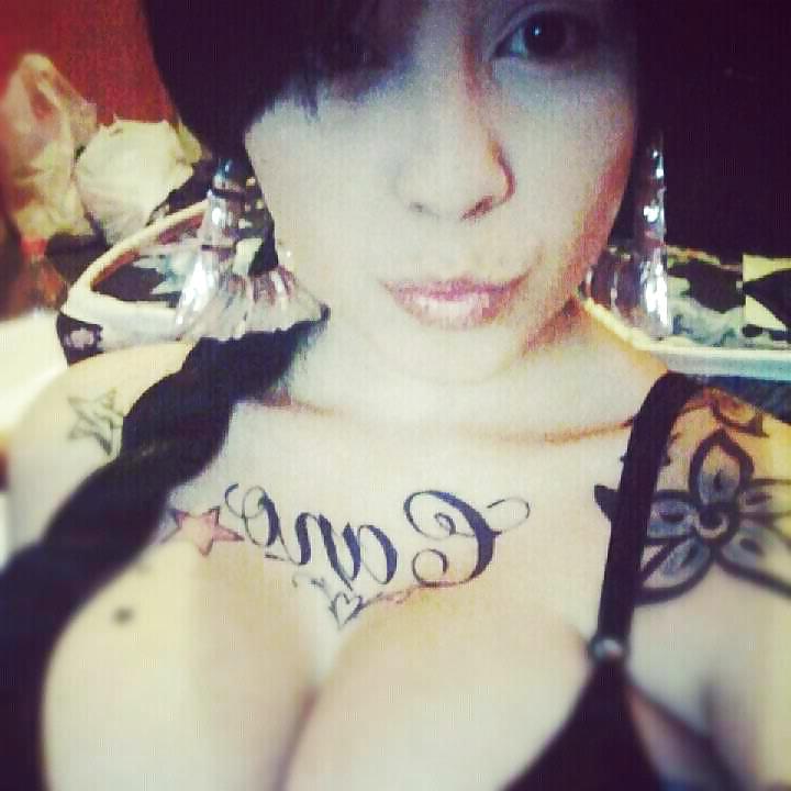 25P Sexy Latina MILF With Tattoos 