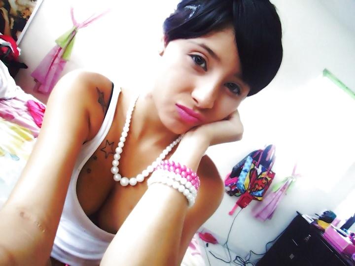25P Sexy Latina MILF With Tattoos 