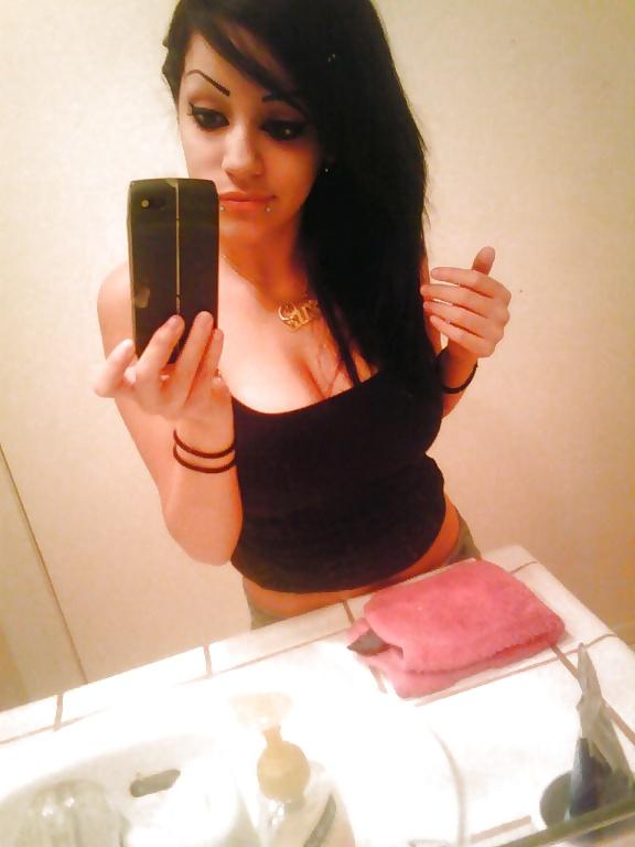 25P Latina Teen with big tits takes private nudes