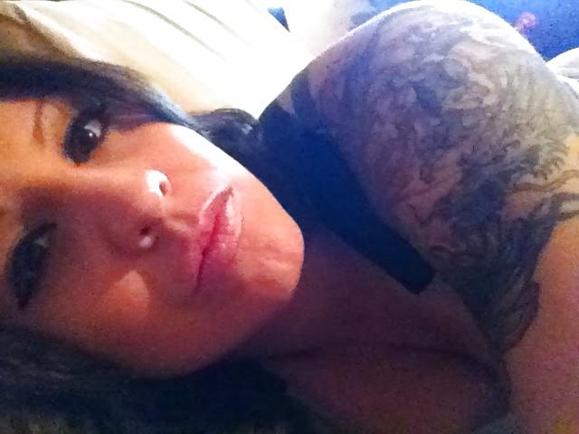 13P Sexy latina milf