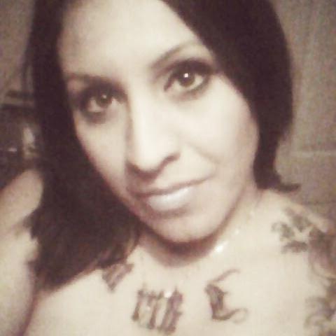 13P Sexy latina milf