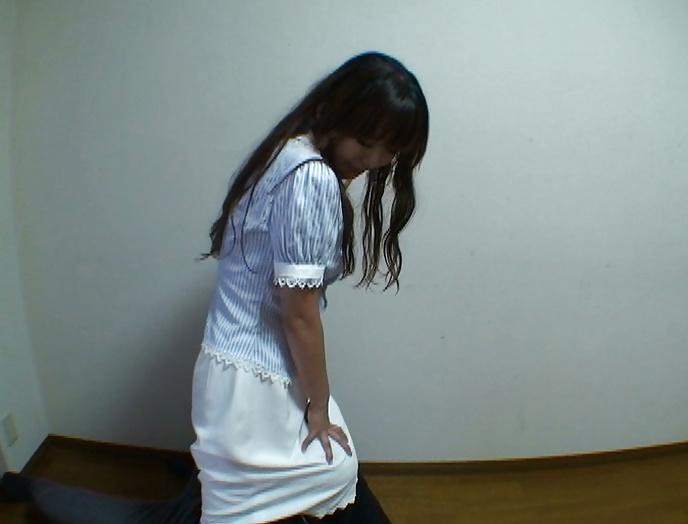 20P Head under her skirt gallery #2