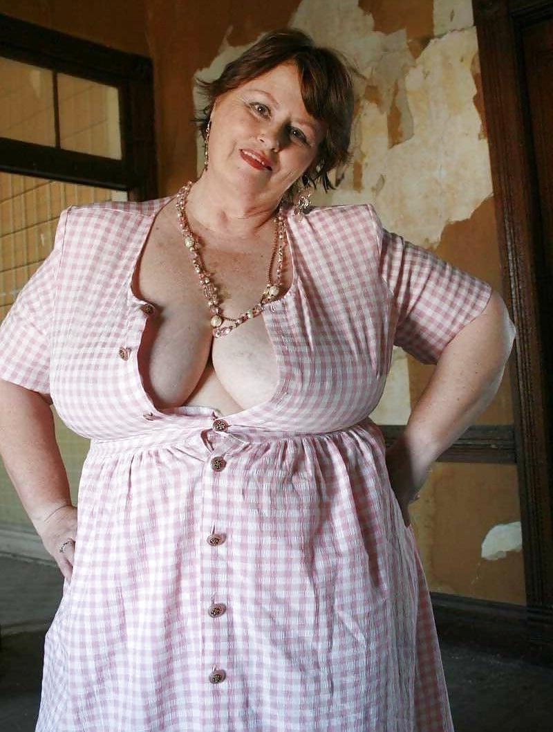 25P Webtastic Special: Granny Time Vol.209