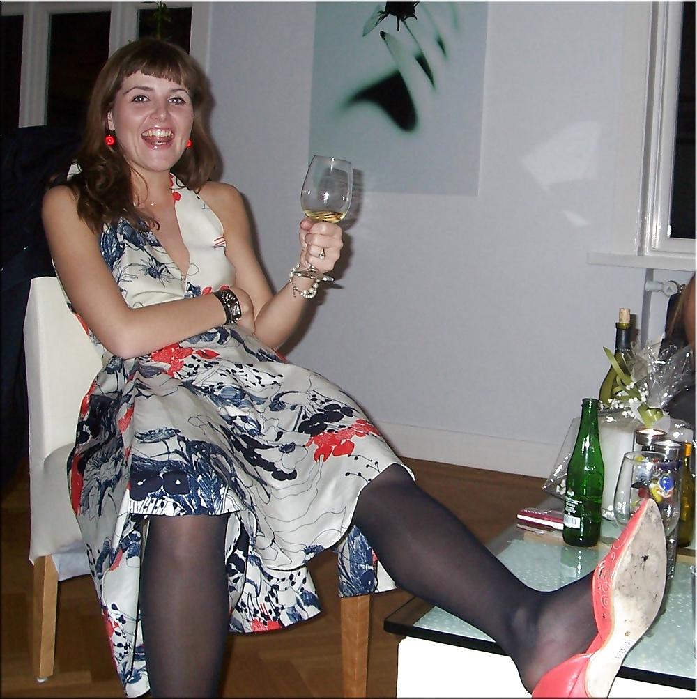 25P Beautiful Women in sexy Outfits...Nylons and Heels