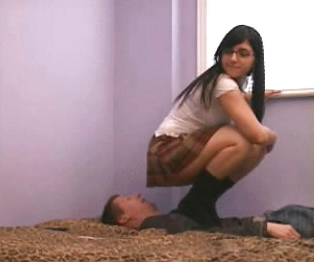 25P Ass and fart sniffing femdom