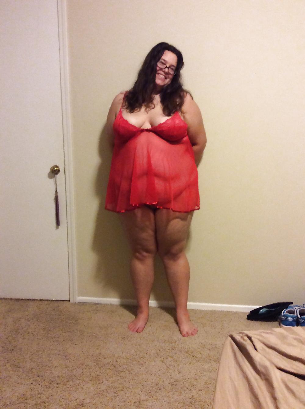 13P Sexy Wife in Lingerie 