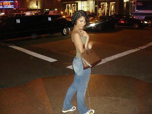 20P Mega Latina Ass Gallery #4