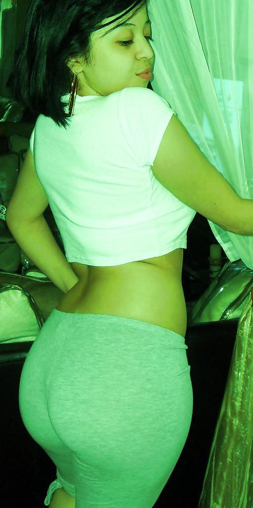 20P Mega Latina Ass Gallery #4