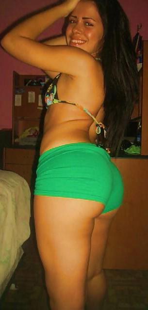 20P Mega Latina Ass Gallery #4