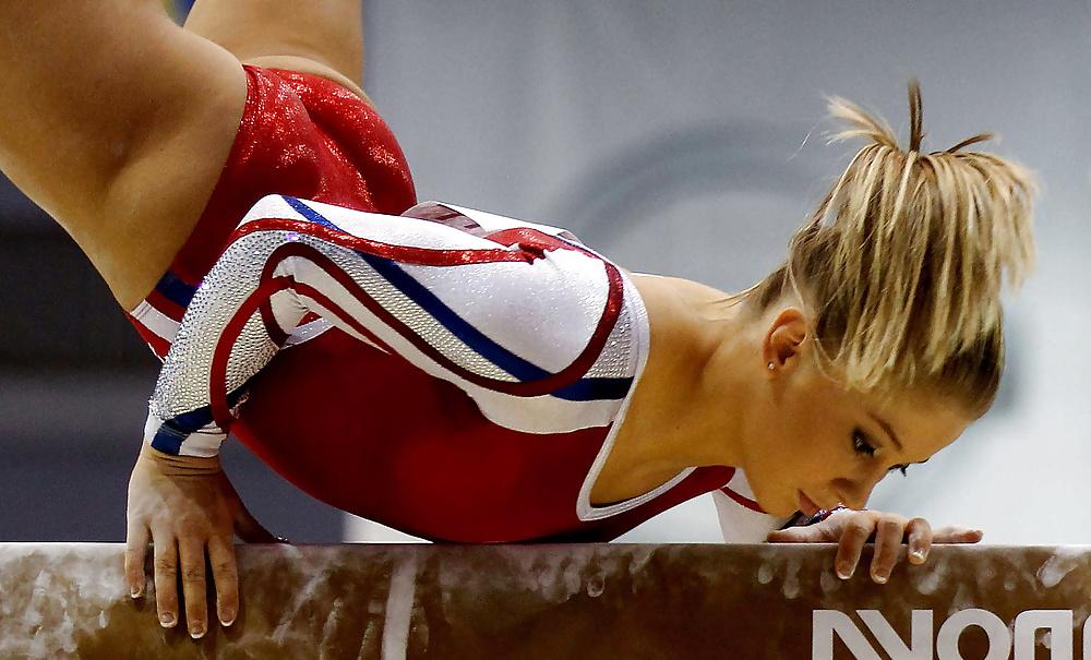 25P Shawn Johnson - Lil Gymnast Hottie
