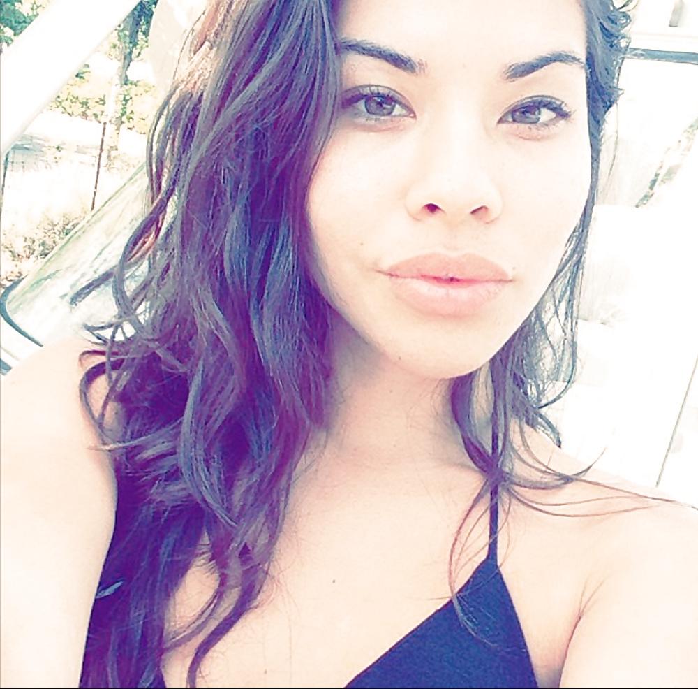 25P HOW WOULD YOU FUCK THIS LATINA TEEN