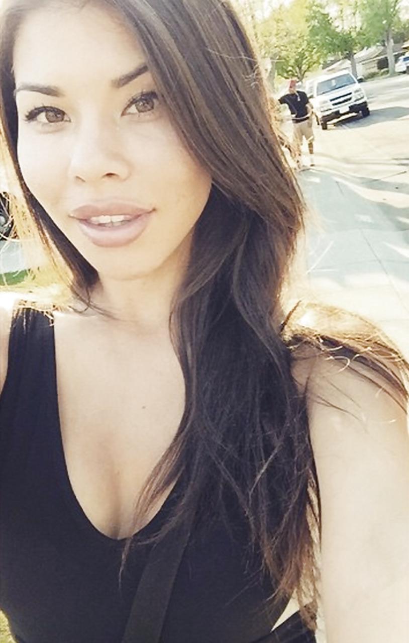 25P HOW WOULD YOU FUCK THIS LATINA TEEN