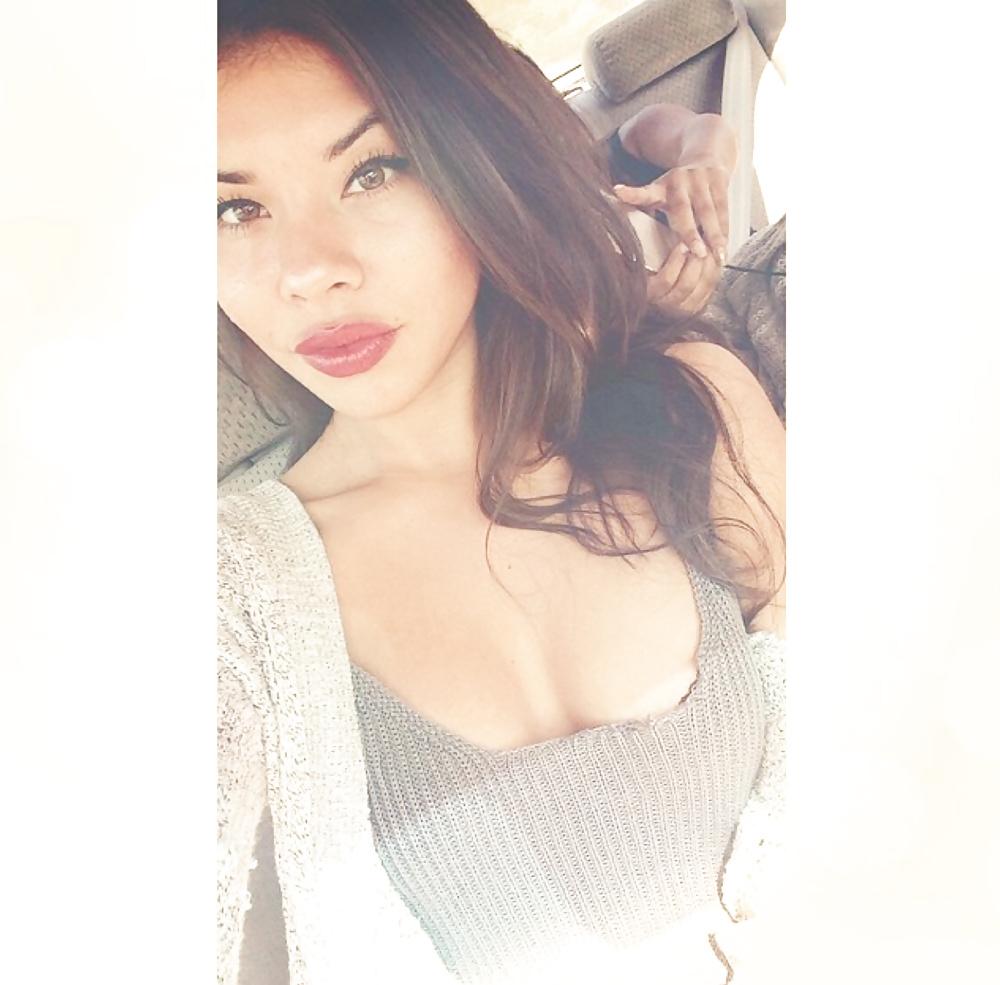 25P HOW WOULD YOU FUCK THIS LATINA TEEN