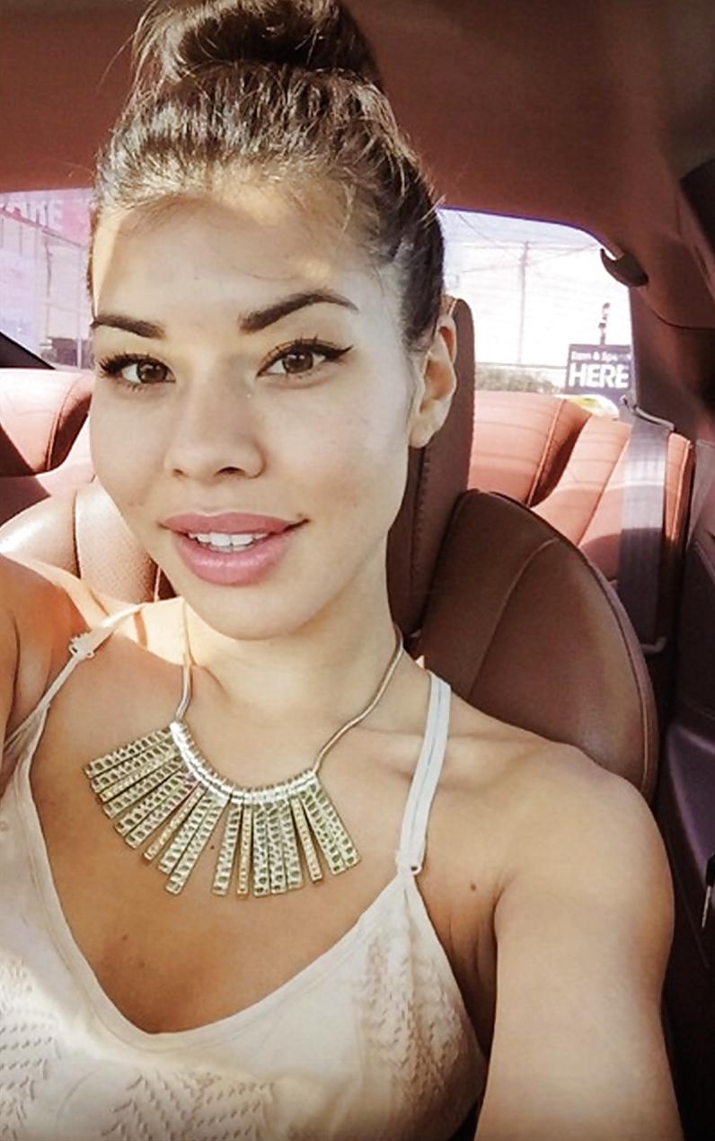 25P HOW WOULD YOU FUCK THIS LATINA TEEN