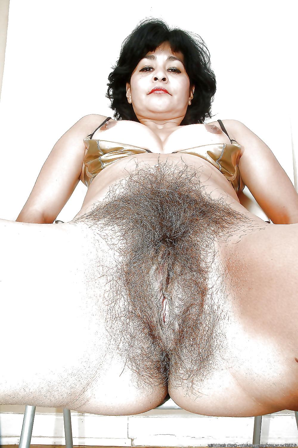 25P Hairy Fucking