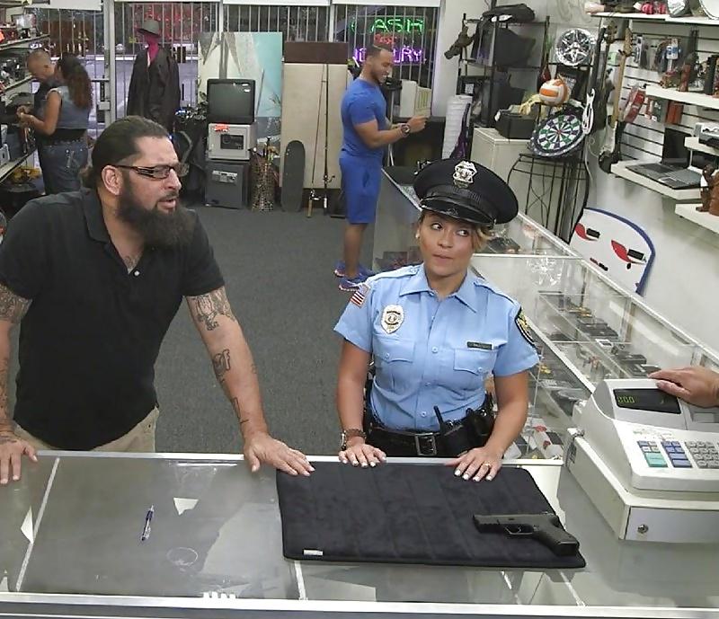 25P Latina Sexy Security Guard