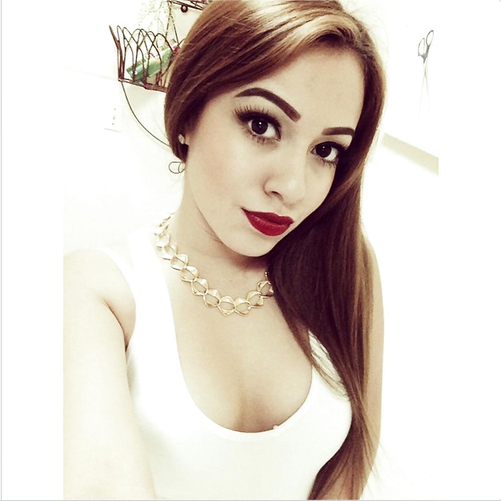 15P How would you fuck my 18yr old latina cousin? Mi Puta Prima