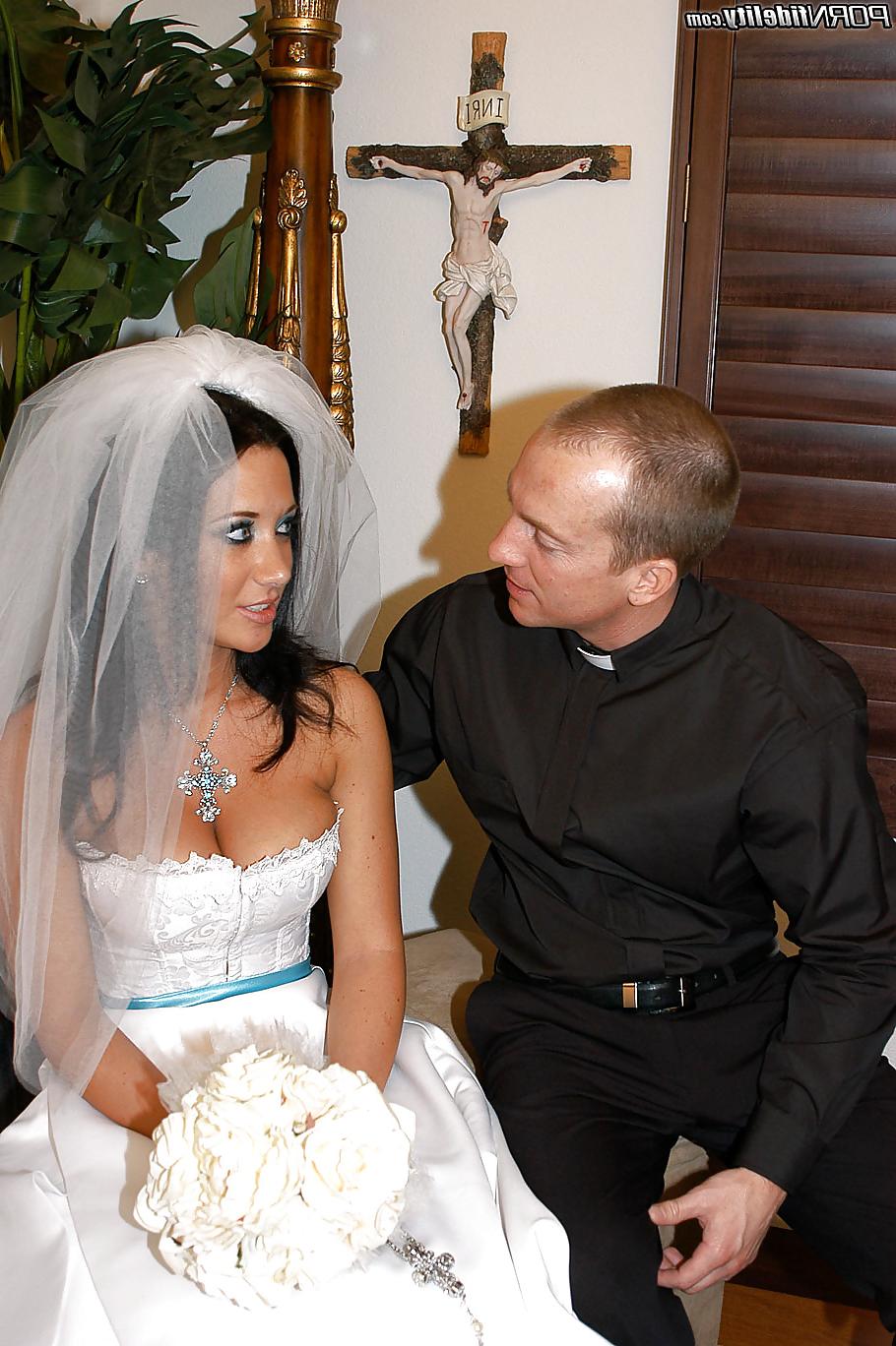 16P Kelly Madison wedding day
