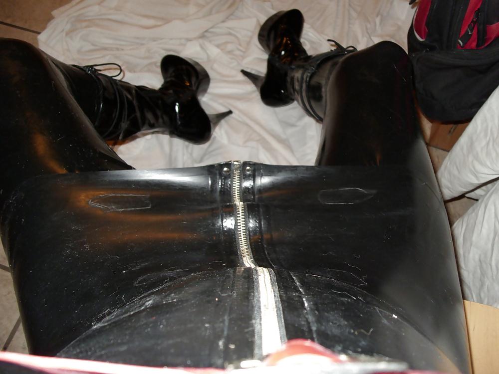 6P Newer Pictures, Latex, etc