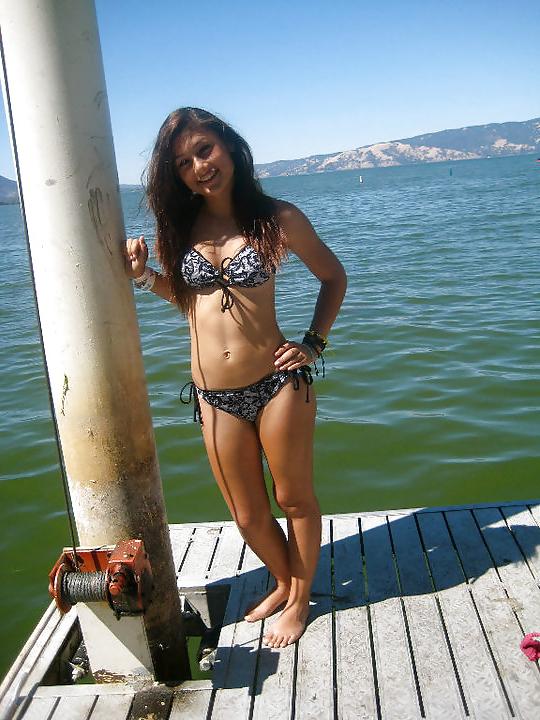 25P HOW WOULD YOU FUCK THIS LATINA SLUT