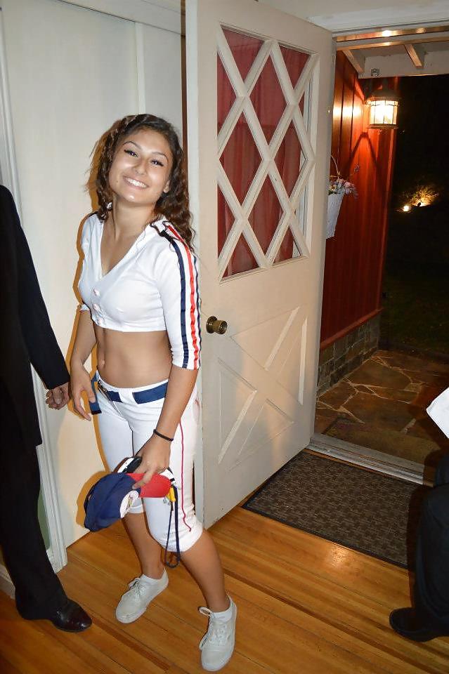 25P HOW WOULD YOU FUCK THIS LATINA SLUT