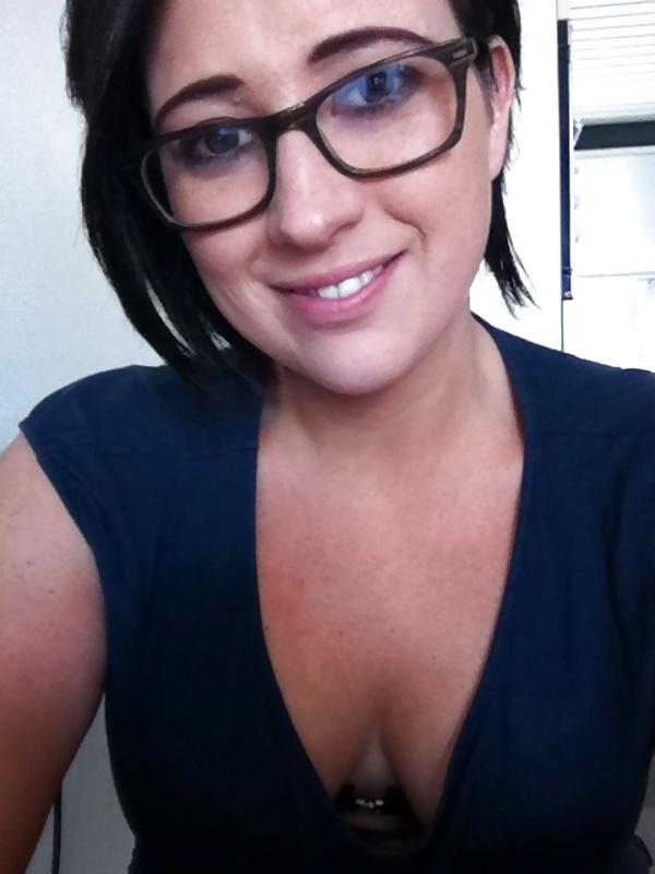 15P Slutty Ankie Exposed