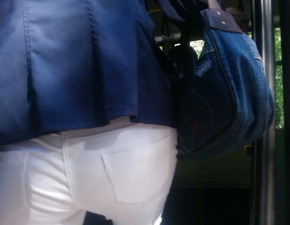 25P Spy sexy ass teens in bus romanian