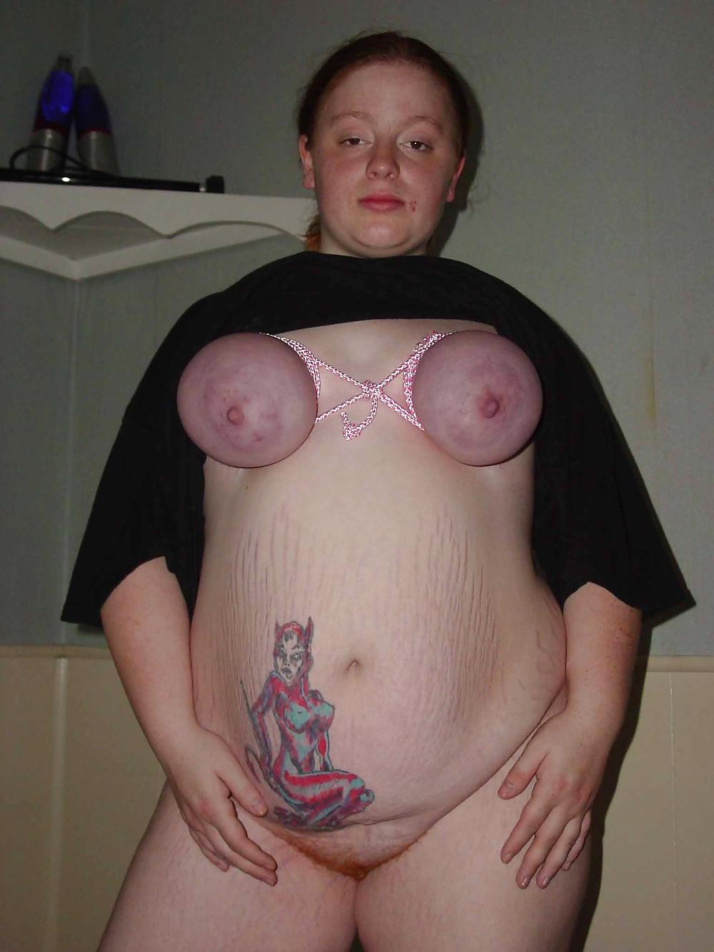 25P FAT ENGLISH TEEN MOM WITH BOUND TITS