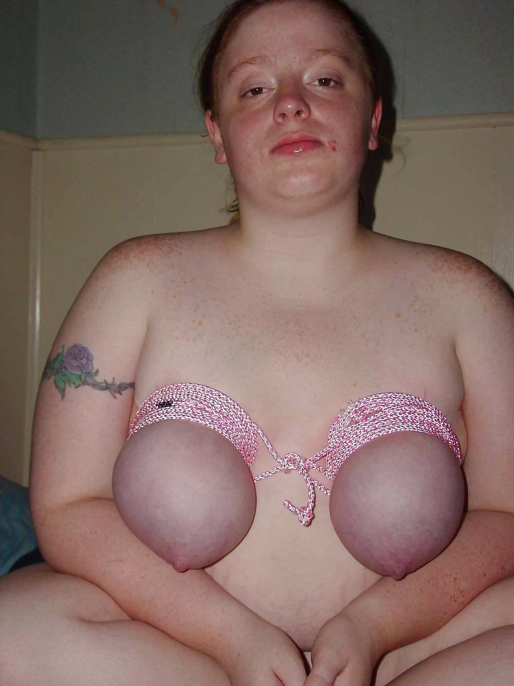 25P FAT ENGLISH TEEN MOM WITH BOUND TITS