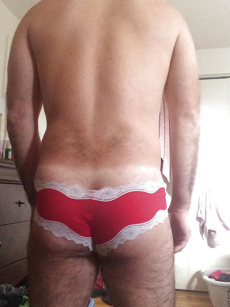 5P Unaware wife in VS red satin panties 