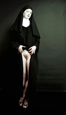 25P Bottomless and Hairy Nuns