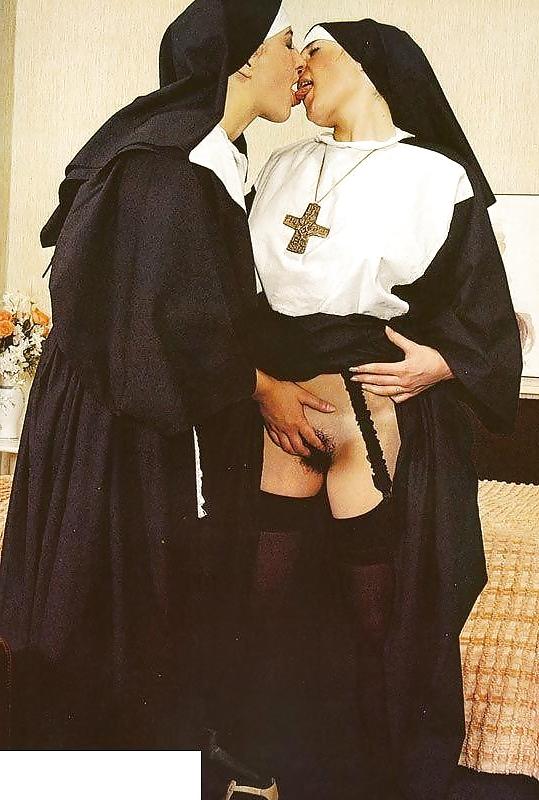 25P Bottomless and Hairy Nuns