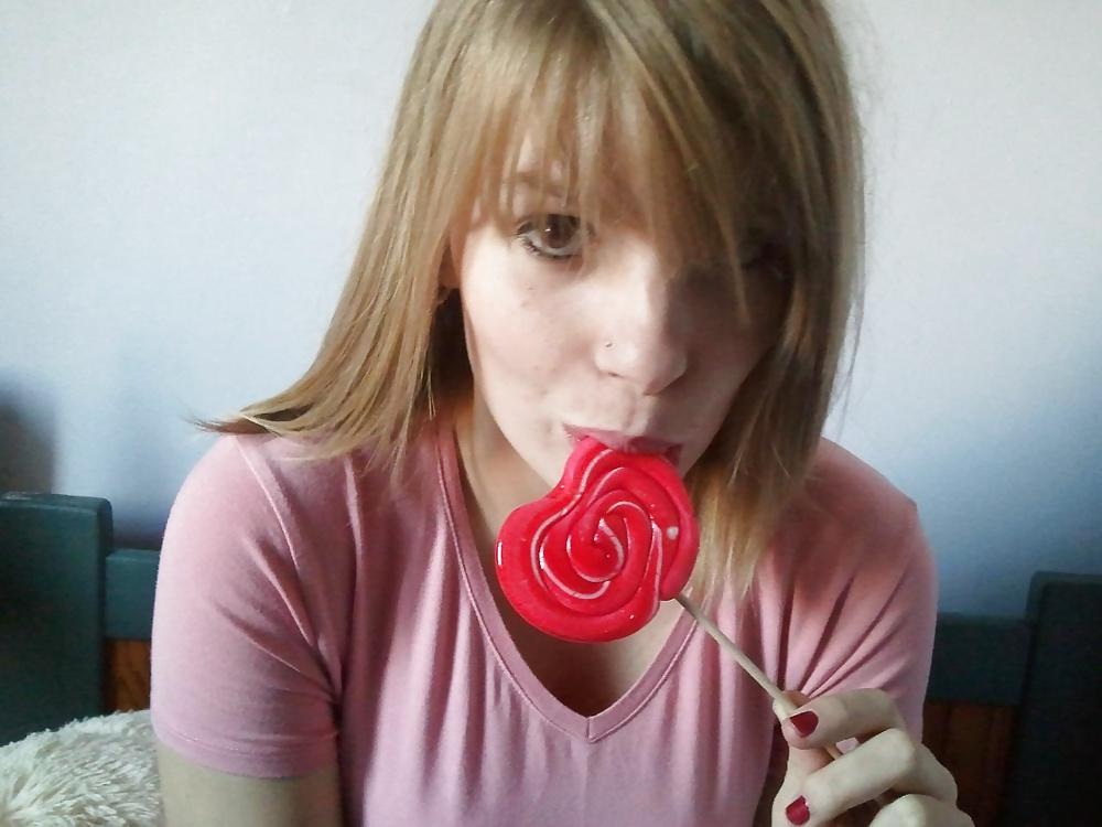 11P Young blonde teen hot pics