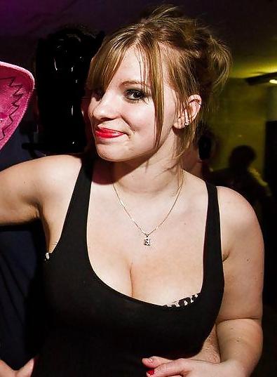 11P Young blonde teen hot pics