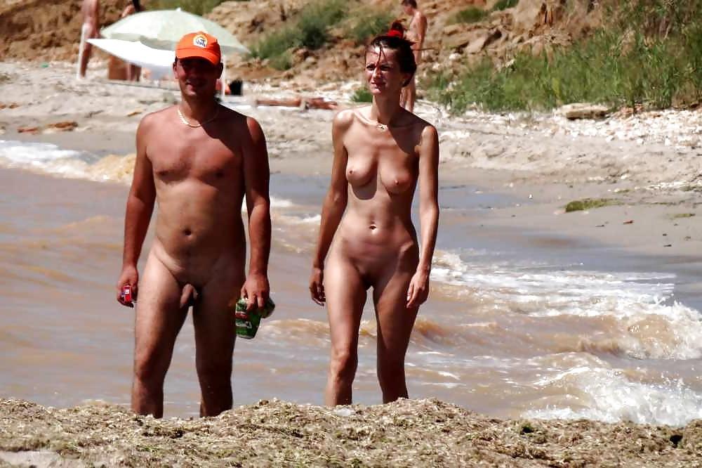 25P Nudist and Naturisten Amateurs VII