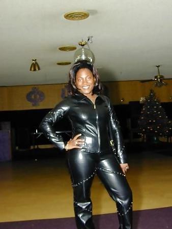 18P Here some more lovly latex,pvc leather upload from helle