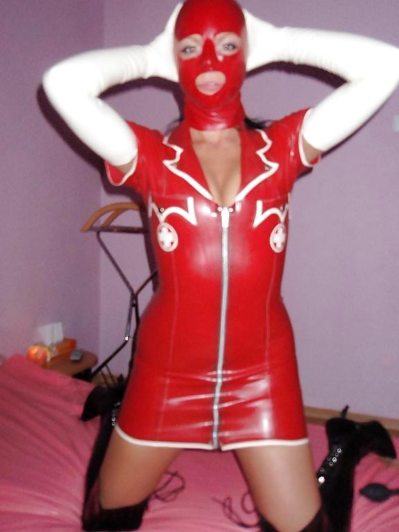 18P Here some more lovly latex,pvc leather upload from helle