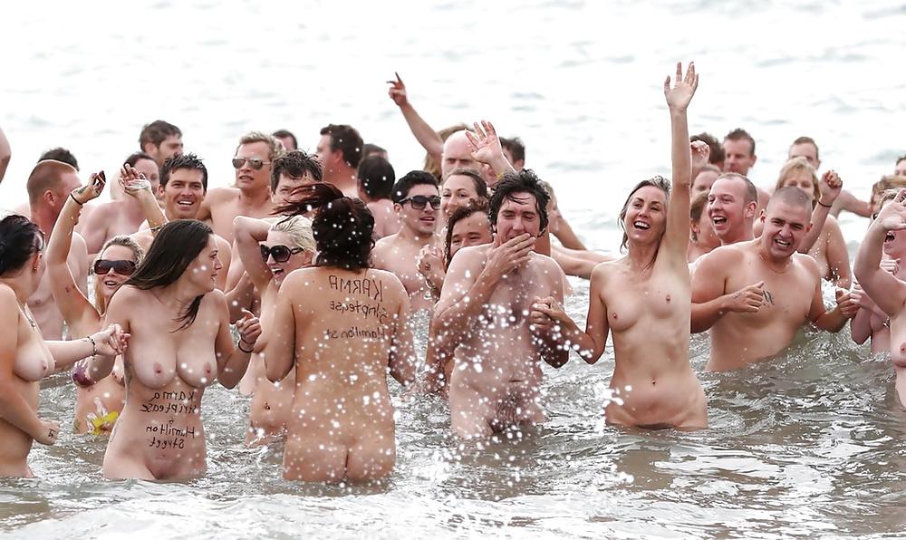 22P Nudist and Naturisten Snaps V