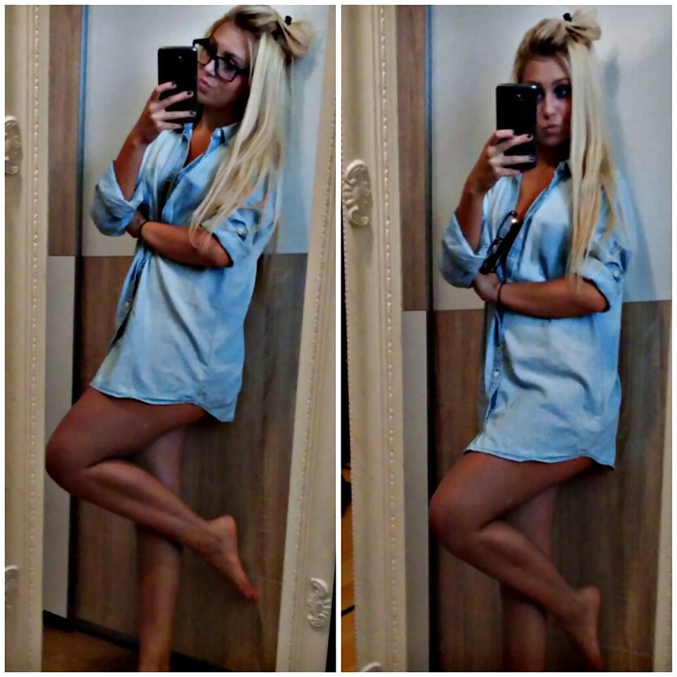 22P Blonde sporty Teen