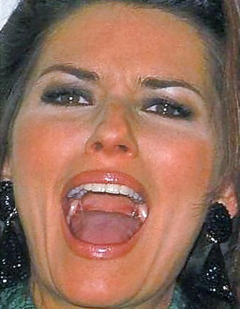 4P Shania Twain Bukkake
